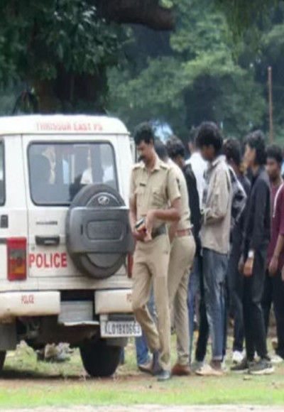 ആവേശം മോഡൽ പിറന്നാൾ ആഘോഷം ; തൃശൂരില്‍ പ്ര‍ായപൂർത്തിയാകാത്ത 16 പേർ പിടിയിൽ