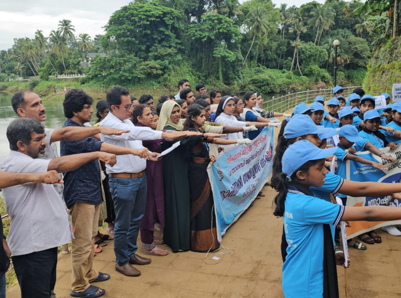 ജലം ജീവനാണ് : മൂവാറ്റുപുഴയാർ സംരക്ഷണ കാമ്പയിന് ത്രിവേണി സംഗമത്തിൽ വർണ്ണാഭമായ തുടക്കം.