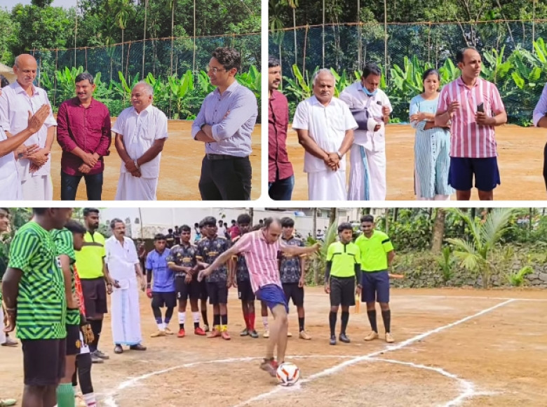 മീരാസ് ഡിജിറ്റൽ പബ്ലിക് ലൈബ്രറി അഖിലകേരള സെവൻസ് ഫുട്ബോൾ ടൂർണമെന്റിന് വർണ്ണാഭമായ തുടക്കം.