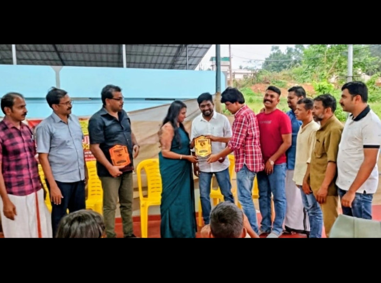 മീരാസ് ഡിജിറ്റൽ പബ്ലിക് ലൈബ്രറി സംഘടിപ്പിച്ച അനുഭൂതികളുടെ ഗാനസന്ധ്യയിൽ വയലാർ അനുസ്മരണം