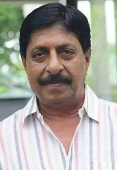 നടനും സംവിധായകനും തിരക്കഥാകൃത്തുമായ ശ്രീനിവാസൻ അന്തരിച്ചു ; 48 വര്‍ഷം നീണ്ട സിനിമാ ജീവിതത്തിന് വിട