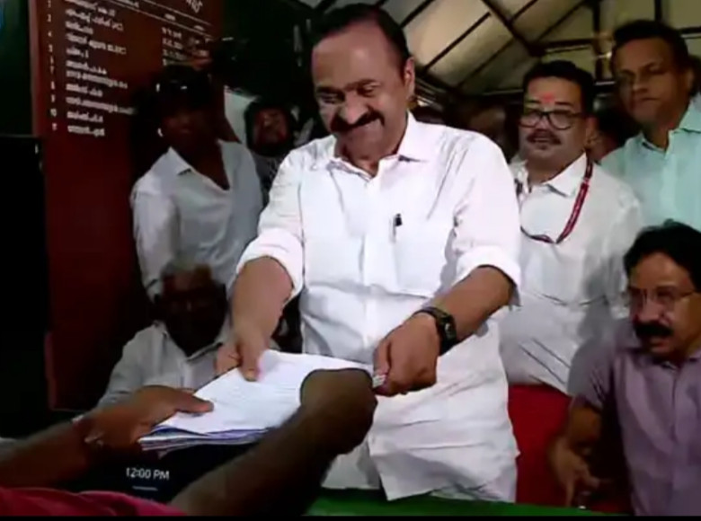 വി.ഡി സതീശന്റെ പത്രിക പരിഗണിക്കുന്നത് മാറ്റിവെച്ചു, സ്വത്ത് വിവരങ്ങള് മറച്ചുവെച്ചുവെന്ന് പരാതി.