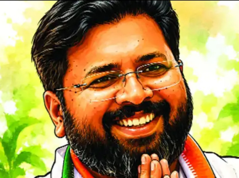രാഷ്ട്രീയഗുരുവിനോടുള്ള ആദരവ്, മകന് ഉന്നതപദവി ; അരുവിക്കര മുന്‍ എം.എല്‍.എ ശബരീനാഥനെ മുഖ്യമന്ത്രി ഓഫീസിലേക്ക് കൂടെ കൂട്ടി