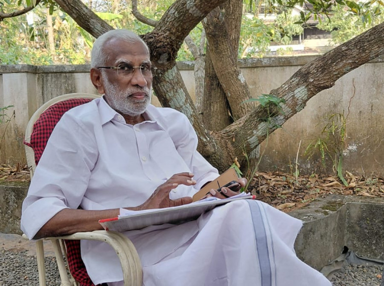 എഴുപതിൽ വിരിഞ്ഞ അക്ഷരവസന്തം; അഞ്ച് വർഷത്തിനിടെ അഞ്ച് പുസ്തകങ്ങളുമായി പി. എസ്. എ. ലത്തീഫ്