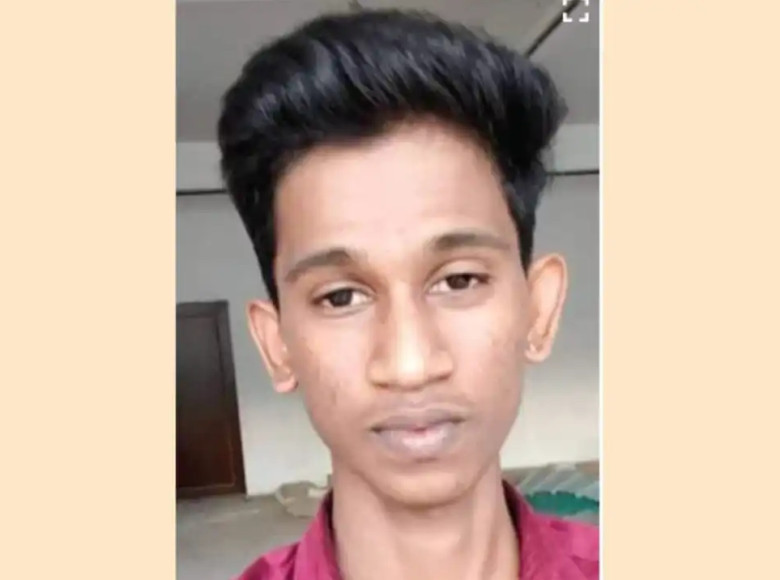 മൂവാറ്റുപുഴയില്‍ കടയുടെ ലിഫ്റ്റ് പൊട്ടിവീണ് 19 - കാരനായ ജീവനക്കാരൻ മരിച്ചു